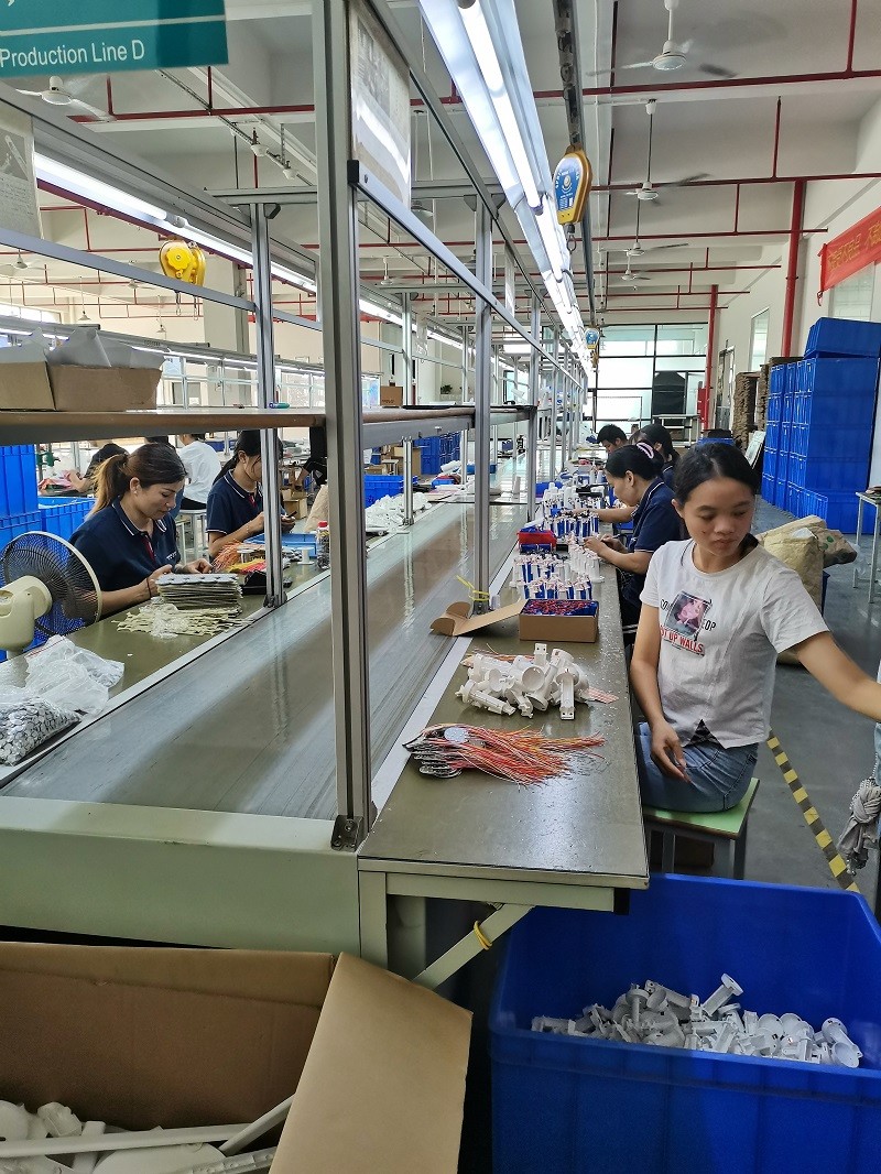 China Dongguan ILI Lighting Furniture Co., Ltd. Unternehmensprofil