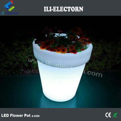Farbenfrohe Beleuchtung LED Plastikblumenpflanzer für Gartendekor