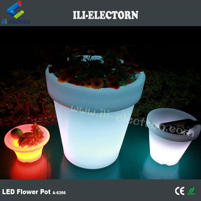 Farbenfrohe Beleuchtung LED Plastikblumenpflanzer für Gartendekor