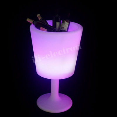 Wireless Plastic LED Eisbehälter Tasse Form 16 Farben Wechsel für Champagner