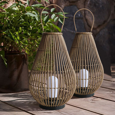 Landschaftliche Außenlaternen Rattan Gewebte Lampe Wiederaufladbare Anhänger