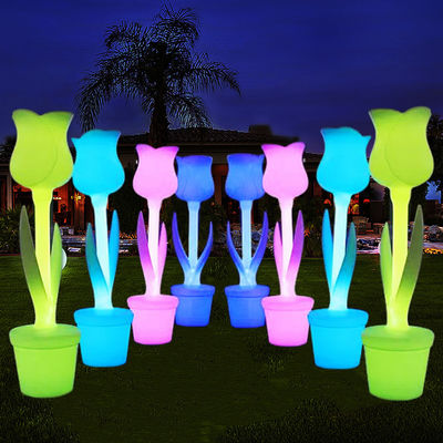 Außen-Wasserdichte Kunststoffstehende Tulpenblütenbodenlampe 50000 Stunden Lebensdauer