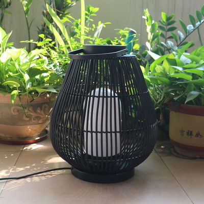 IP44 wasserdichte Gartenlaternen aus Rattan für den Außenlandscape-Boden