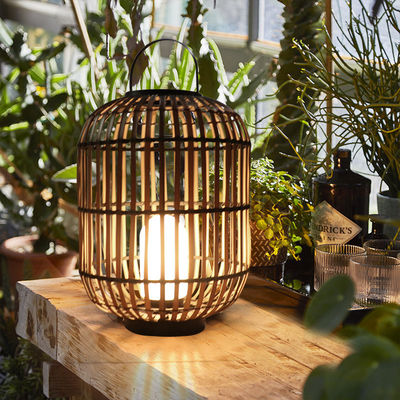 Dekorative Rattan-Lampe für den Außenbereich, Woven Rattan Lamp 3500K für die Atmosphäre