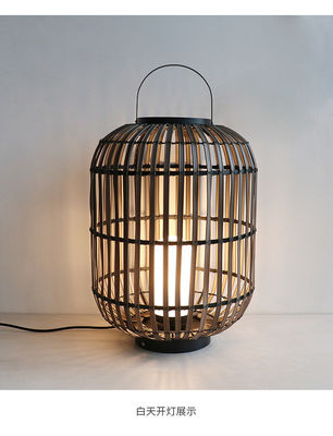 Dekorative Rattan-Lampe für den Außenbereich, Woven Rattan Lamp 3500K für die Atmosphäre
