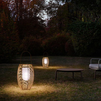 IP65 Rattan Gewebte Sonnenleuchten, 3500K Rattan Solarbetriebene Gartenlaterne