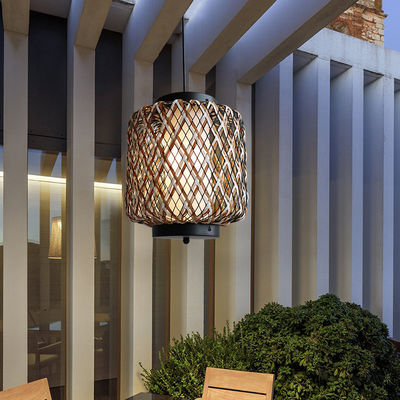 Dekoratives Rattan-Hängeleuchten, kleines Außen-Rattan-Kronleuchter, wasserdicht