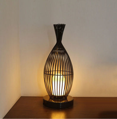 Wasserdichte Rattan-Bodenlampe für den Außenbalkon der Villa