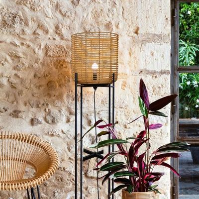 4 Beine Wicker Rattan Fußbodenlampen für das Wohnzimmer Atmosphäre