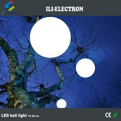 PE-Plastikfarbige, hängende LED-Lichtkugeln für den Außenbereich