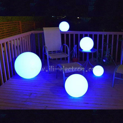 Kunststoff-Lichtspiel mit wiederaufladbarer Batterie