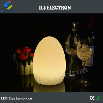 Farbwechselbare, beleuchtete LED-Eierlampe aus Kunststoff