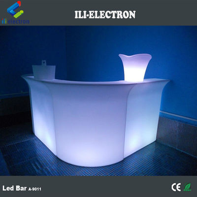 mit LED-Leuchten beleuchtet