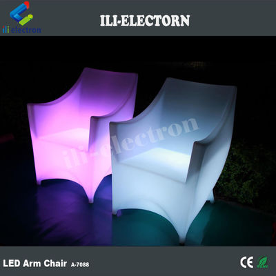 100% PE Plastik wiederaufladbare RGB beleuchtete Led-Sofa