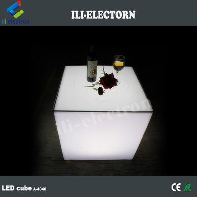LED-Wiederaufladbare Kunststoffmöbel Außenmöbel LED-Kubenbeleuchtung