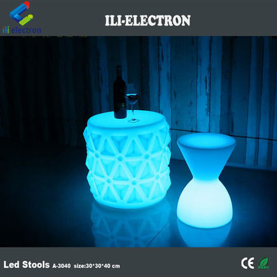Fernbedienbare Kunststoff-LED-Barhocker