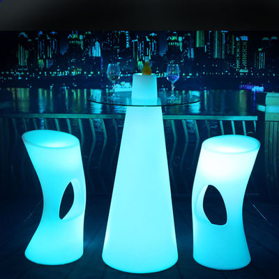 Taper Form Kunststoff Led-Tisch leuchtende Cocktail-Tisch