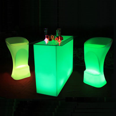 Beleuchtete Cocktailtische, LED-Beleuchtungstische für Nachtclub-Lounge