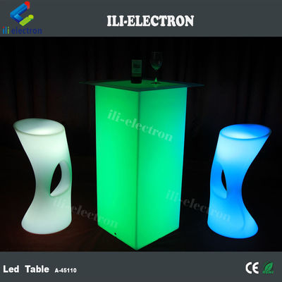 Outdoor-LED-Licht Cocktail-Tisch Hochkuboid PE-Kunststoff mit Fernbedienung