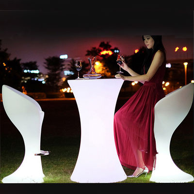 Innen- und Außenbereich verwendet High Top LED Bistro Tisch