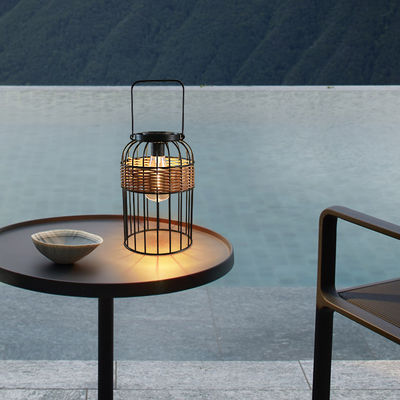 Kleine tragbare Rattan gewebte Sonnenlampen für Balkon Tisch Atmosphäre