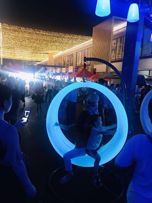 Vergnügungsstätte Glow Led Schaukeln mit Hangrahmen