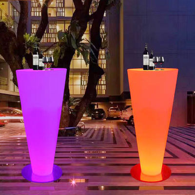 Wasserdicht IP54-68 Glow LED Tisch perfekt für den Außenbereich