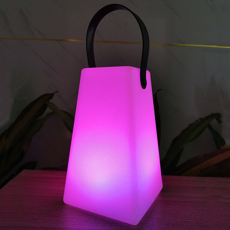 Wiederaufladbare tragbare LED-Lampe Wireless-Steuerung Farbenfrohe für Camping
