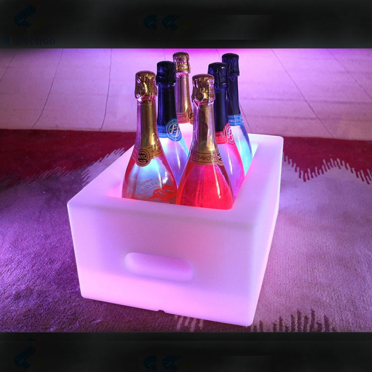 16 Farben wechselnd PE Kunststoff LED Eisbehälter IP65 wasserdicht für Bier Champagner
