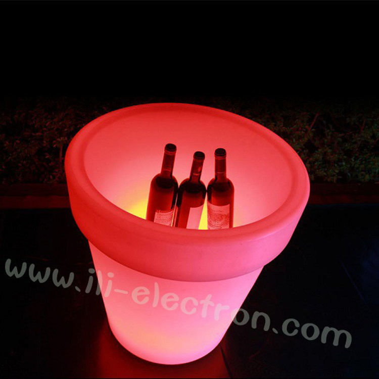 Farbenfrohe Beleuchtung LED Plastikblumenpflanzer für Gartendekor