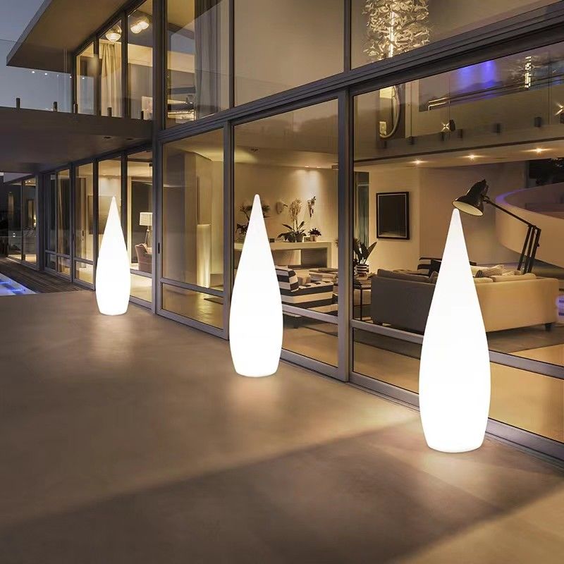 Wasserdichte Außengartenparty Dekoration Kunststoff Led-Bodenlampe