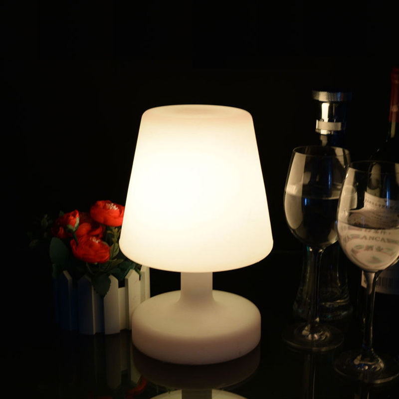 Wiederaufladbare, kabellose, farblich wechselbare Tischlampe