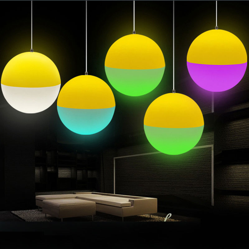 Fernbedienung LED Glow Ball Light Pendant Doppelfarbe für den Urlaub