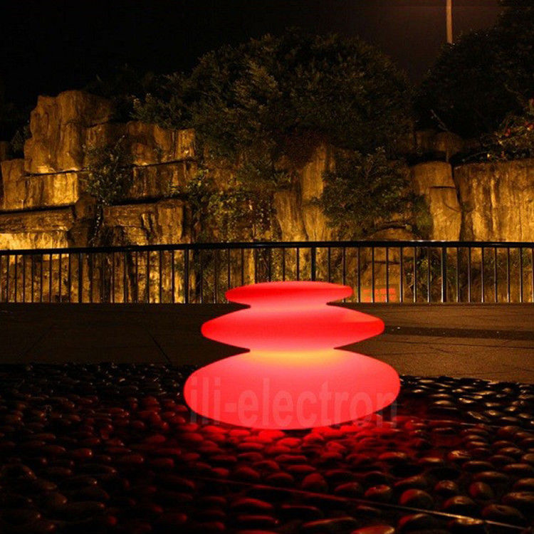 Fernbedienung Multicolor Led-Plastik-Tischlampe in Felsform zum Verkauf