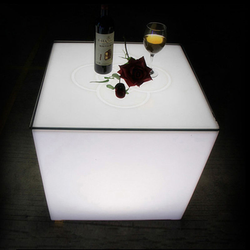 PE-Material LED-Würfensitz für Dekoration
